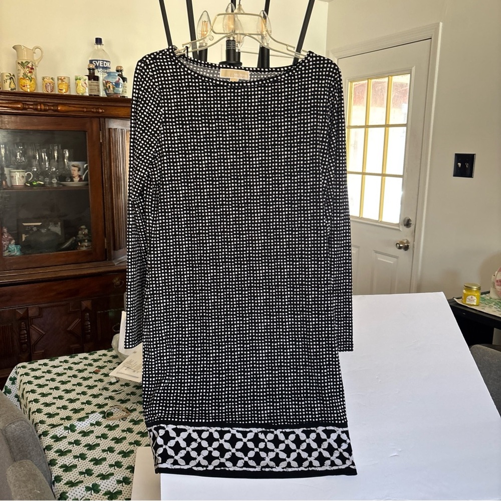 Elegant Black and White Dress